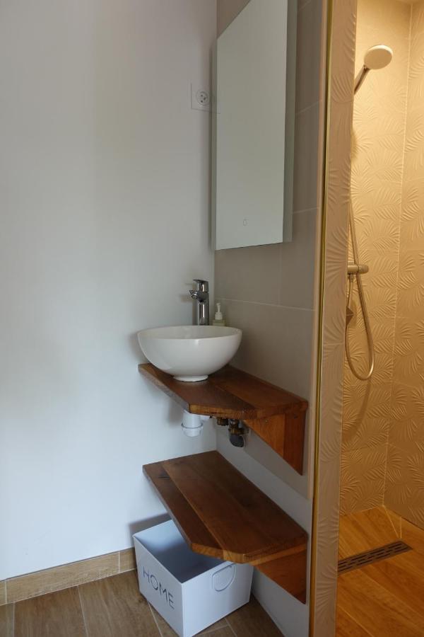 *tiny Jungle* / Plage, Port Et Commerces A Pied Apartment